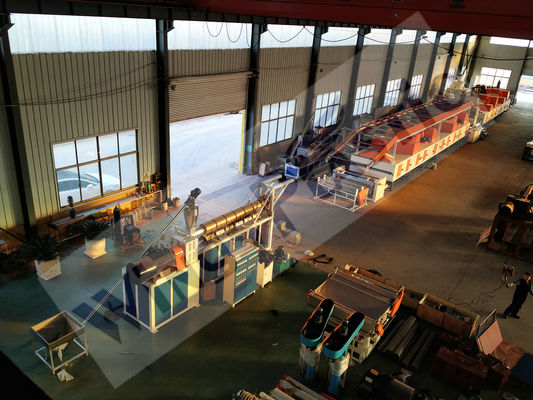 420kw główną moc silnika PVC Powder PVC Coil Loop Mat Extruder Machine